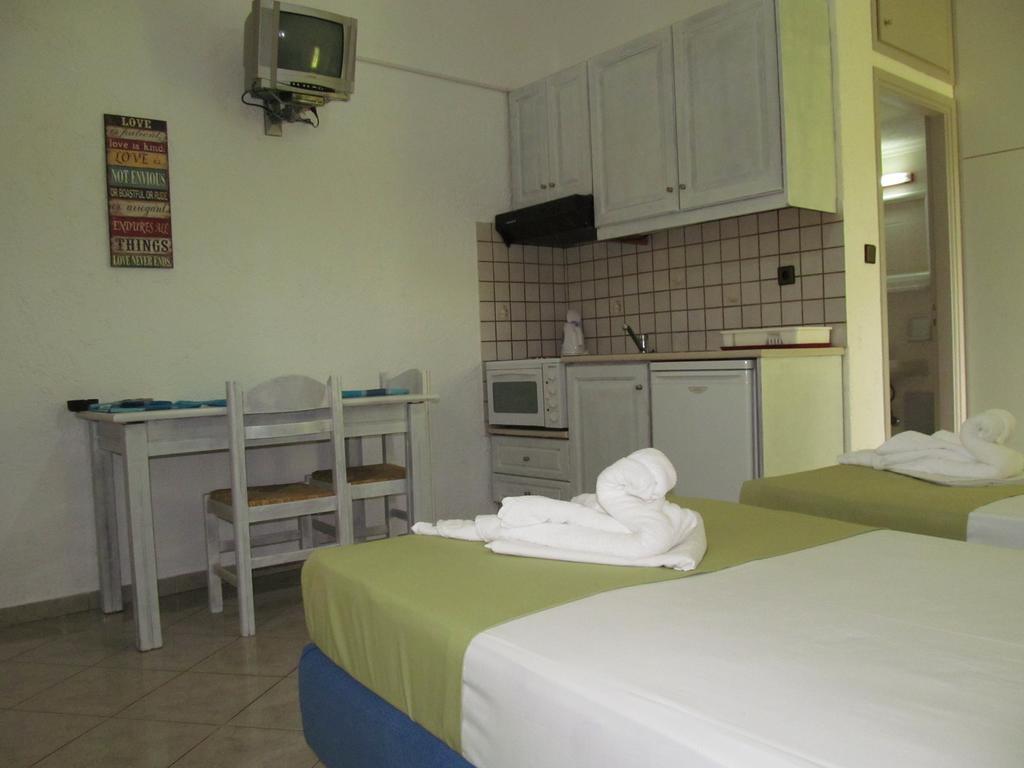Kato Gouves Valentina Apartments מראה חיצוני תמונה